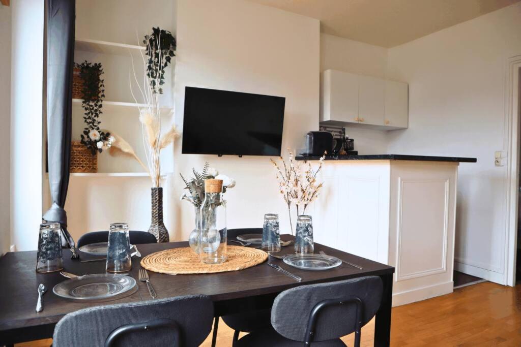 Appartement Grand T2 Elegant A Nation, *